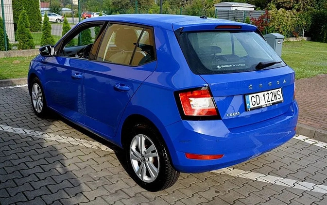 Skoda Fabia cena 32999 przebieg: 189000, rok produkcji 2020 z Krobia małe 254